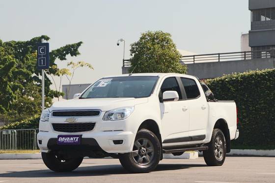 CHEVROLET S10 2.4 ADVANTAGE 4X2 CD 8V FLEX 4P MANUAL CHEVROLET S10 2.4 ADVANTAGE 4X2 CD 8V FLEX 4P MANUAL